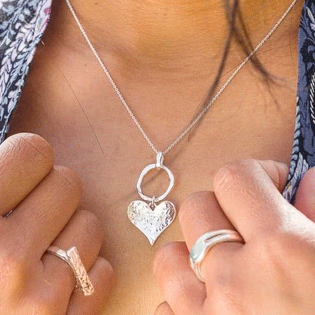 heart-necklace