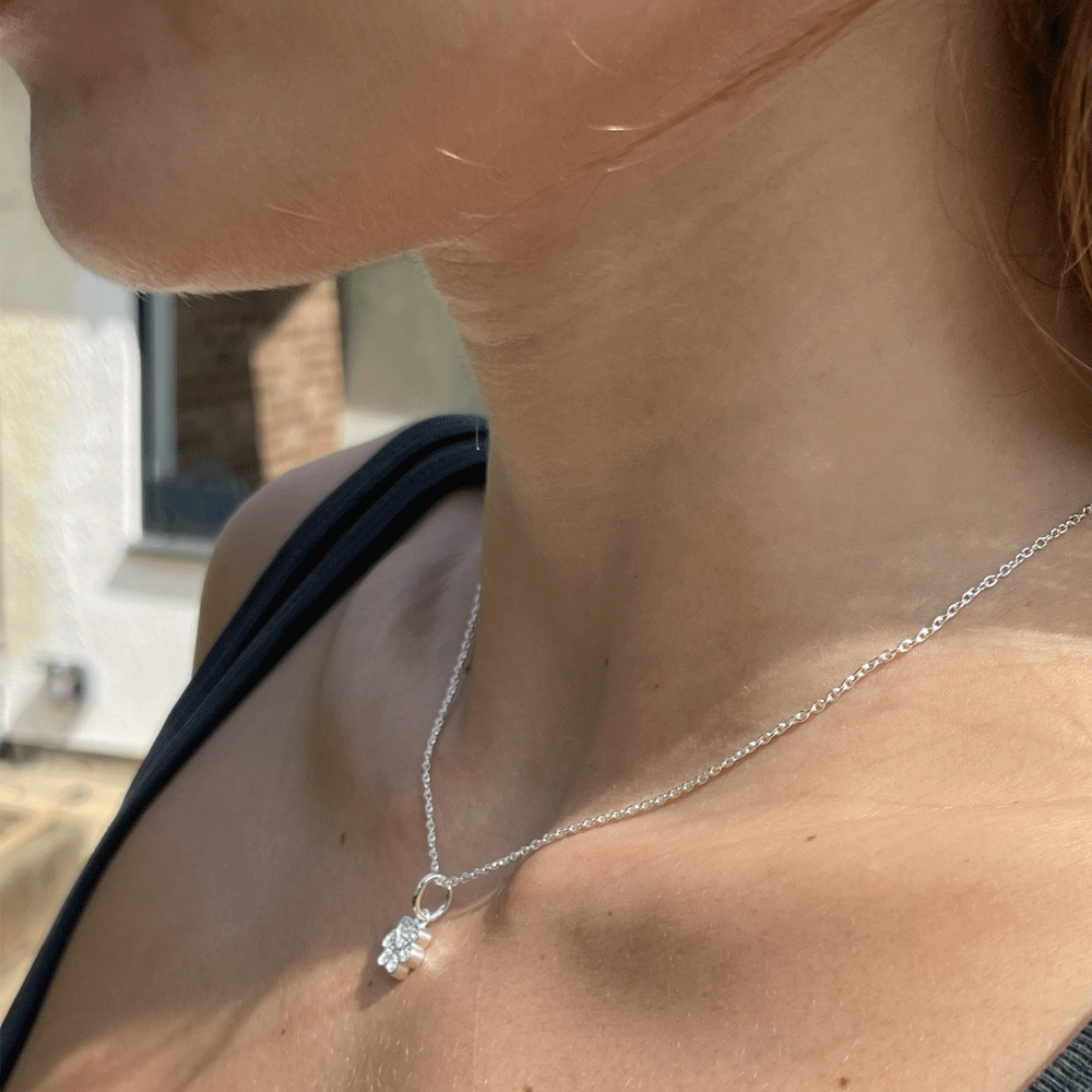 paw-print-pendant