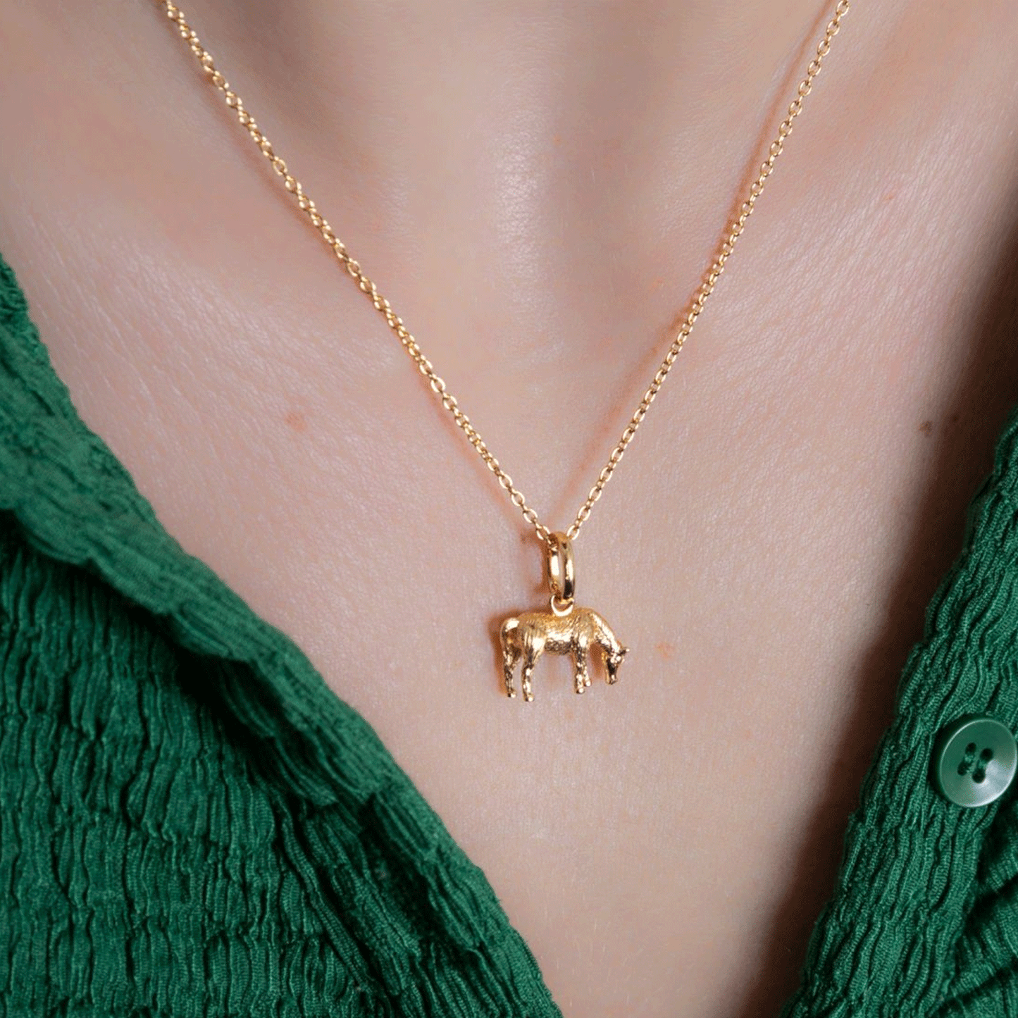 grazing-pony-from-cotswold-jewellery